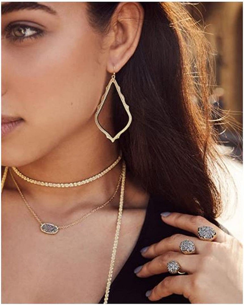 Kendra Scott Elisa Pendant Necklace for Women, Fashion Jewelry, Rhodium-Plated, Peridot Illusion - Image 3